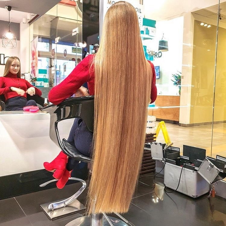 Sexy lange Haare Rapunzels
 #95465107