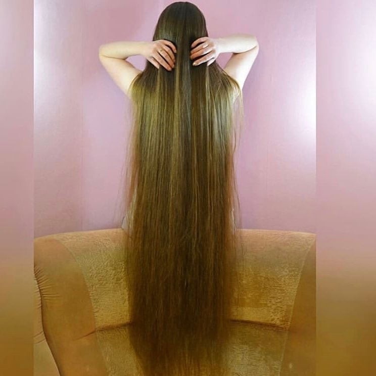 Cheveux longs sexy rapunzels
 #95465277