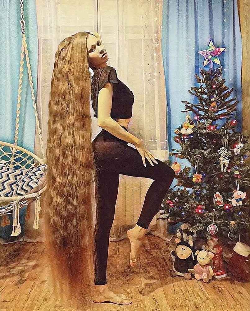 Rapunzel sexy capelli lunghi
 #95465349