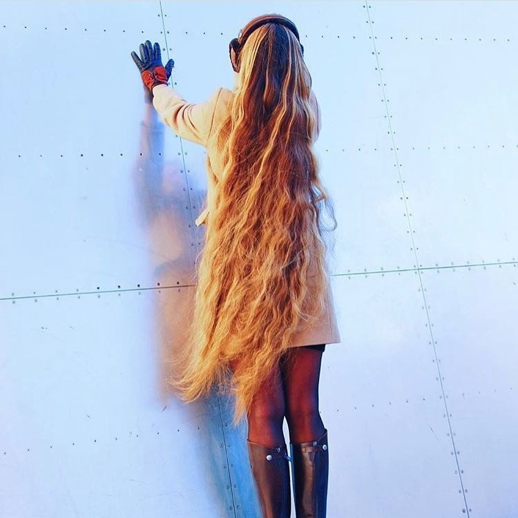 Rapunzel sexy capelli lunghi
 #95465385
