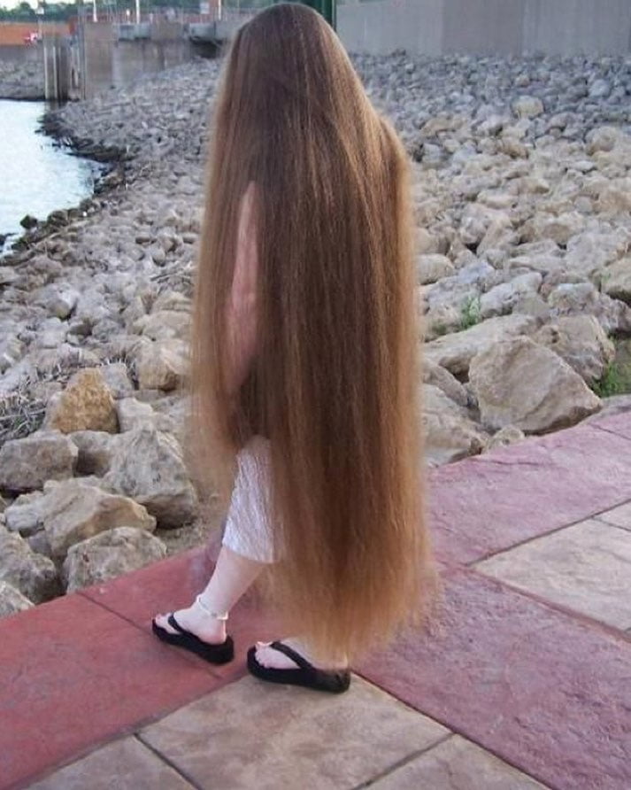 Cheveux longs sexy rapunzels
 #95465724