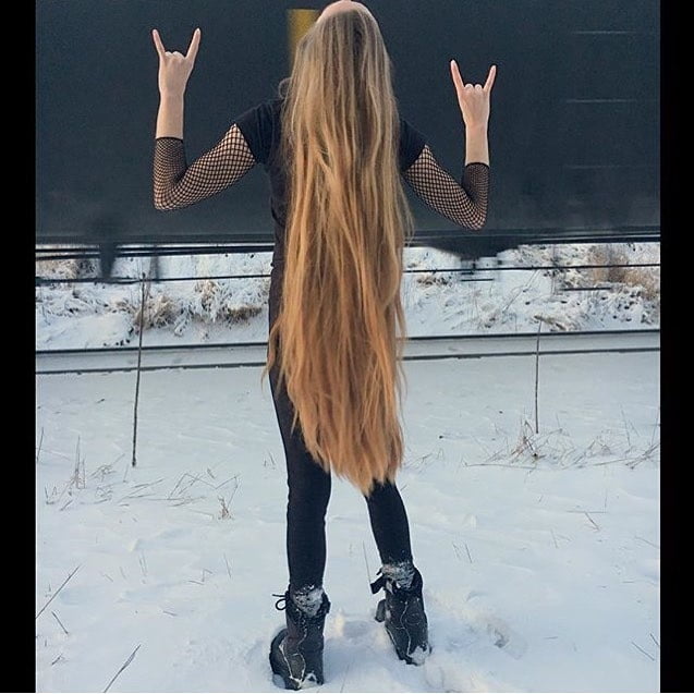 Rapunzel sexy capelli lunghi
 #95465781