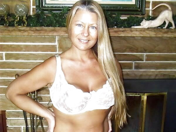 super busty train (alessandra di taranto, two edinas&#039;, lara) #89036399