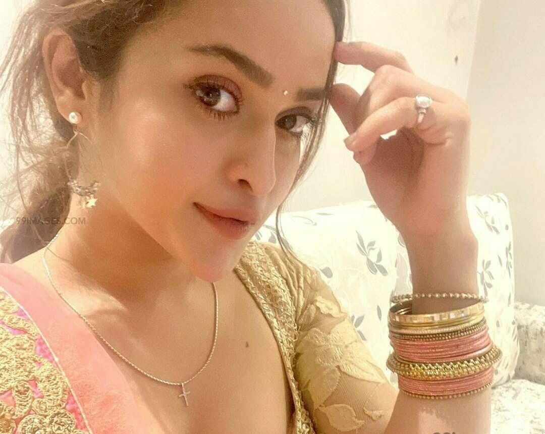 Prajakta Dusane nude #108656877