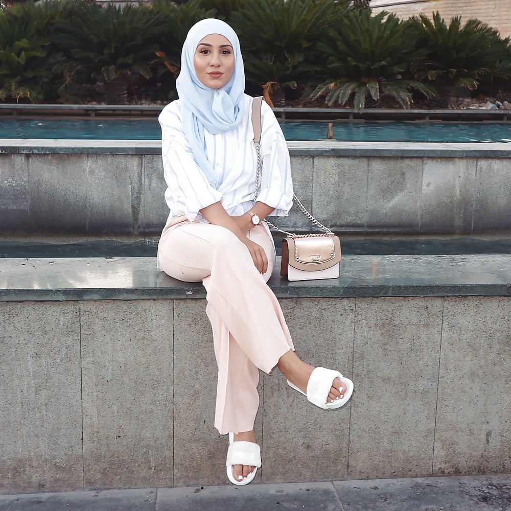 Kopftuchschlampen
 #91042891