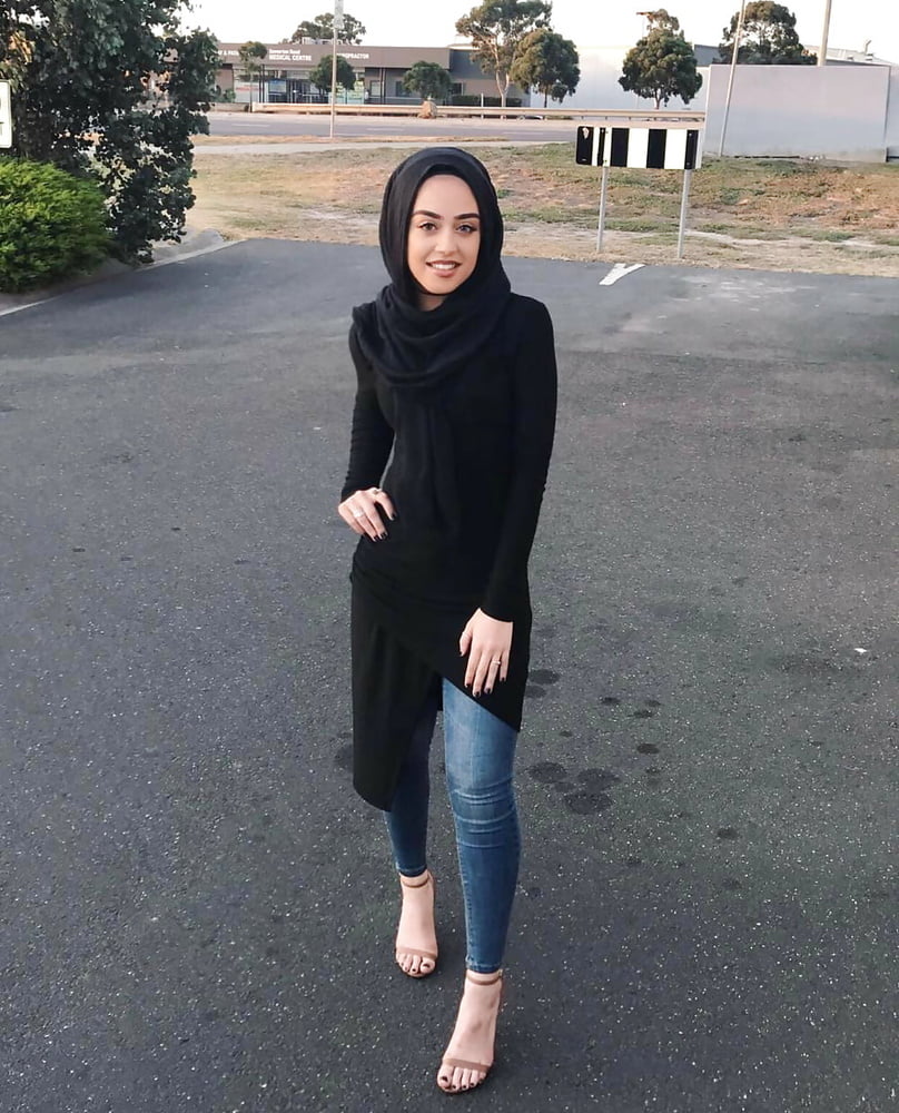 Kopftuchschlampen
 #91042897