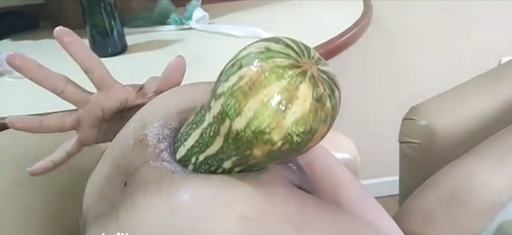 Huge bizarre insertions #82235265