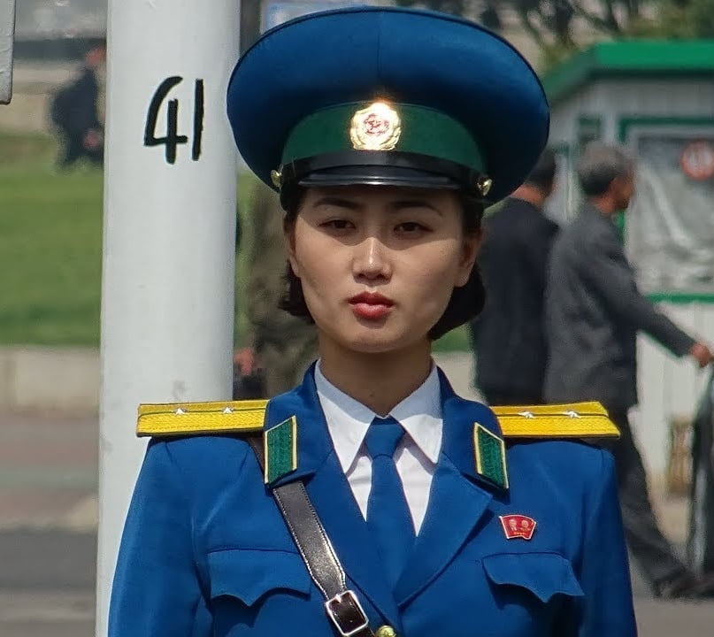 ¡Caliente norte coreano tráfico damas!
 #90977879
