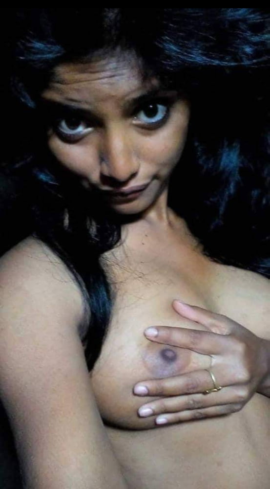 Singhalesische, tamilische nackte Mädchen
 #106475794