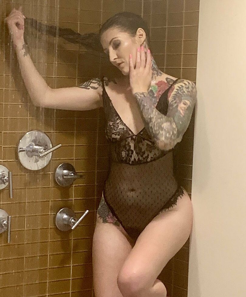 OftenElle desnuda #108907978