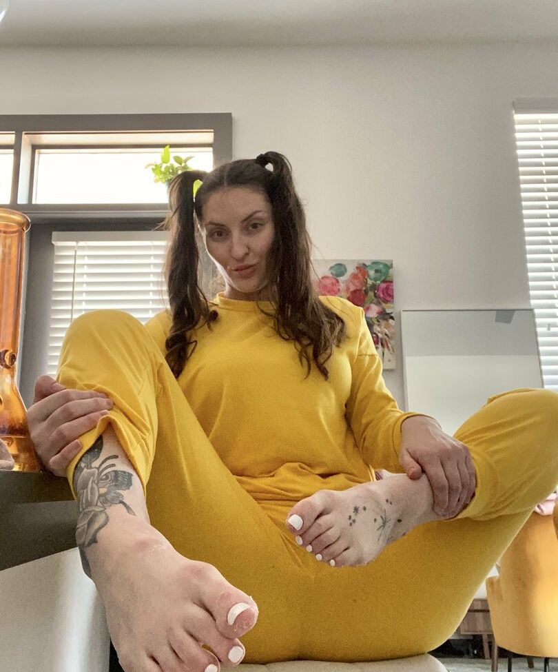 OftenElle desnuda #108908056