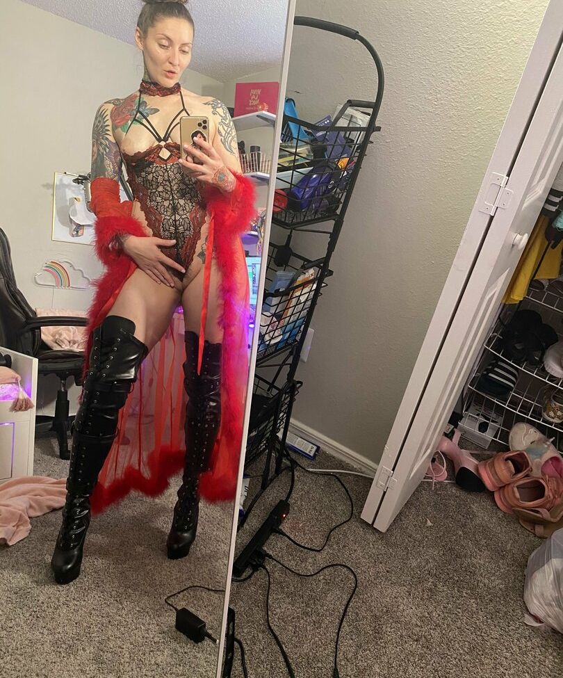 OftenElle desnuda #108908152