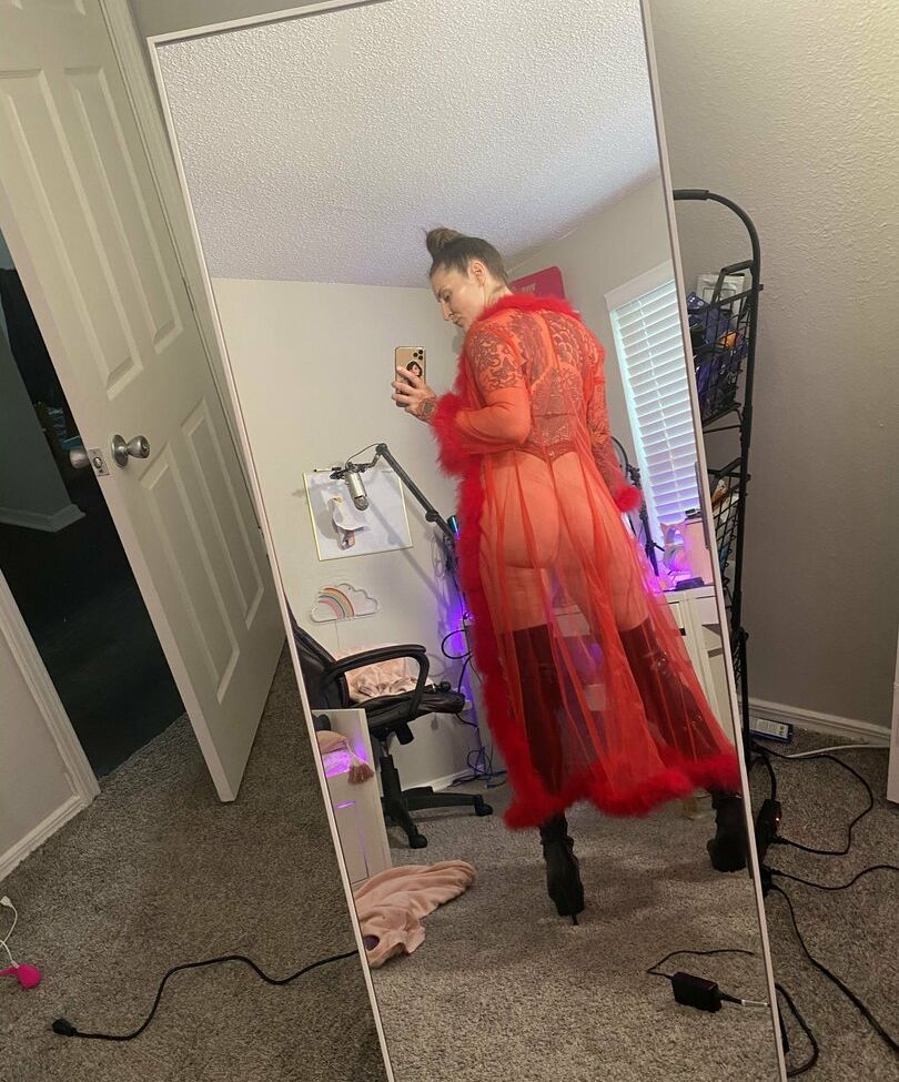 OftenElle desnuda #108908170