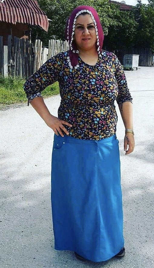 Türkische reife Hijab (non-porn)
 #81854686