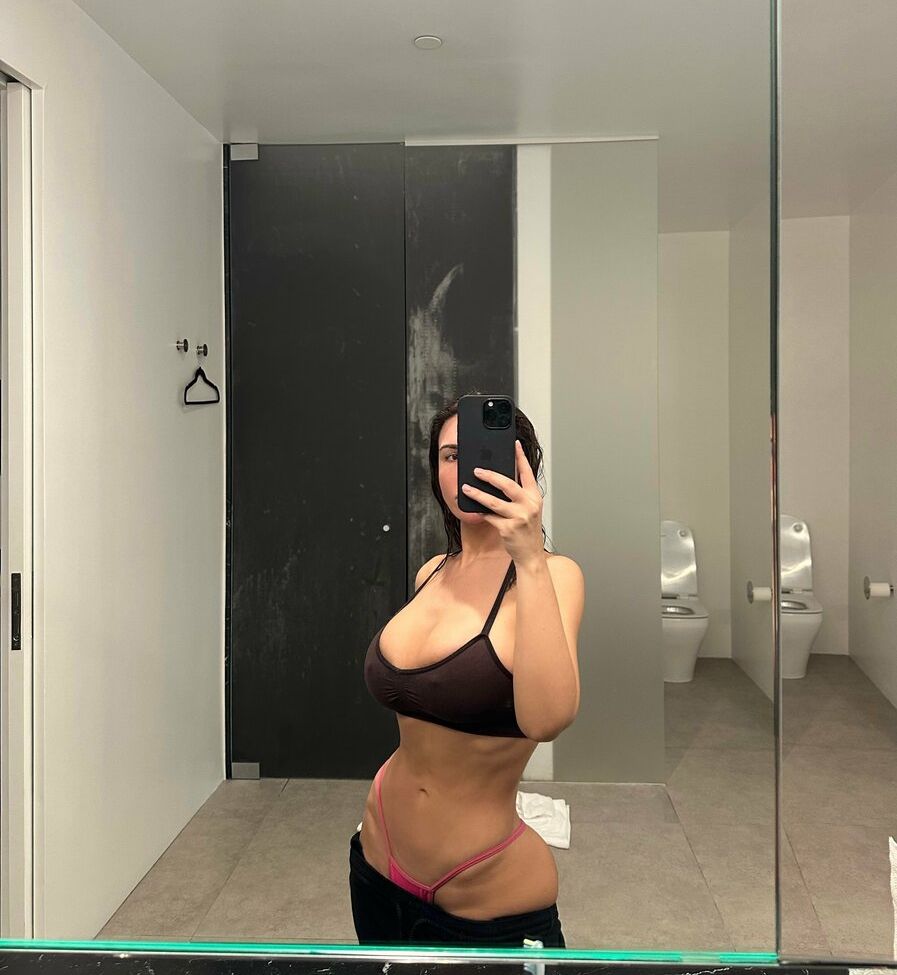 Lauren Pisciotta desnuda #107986174