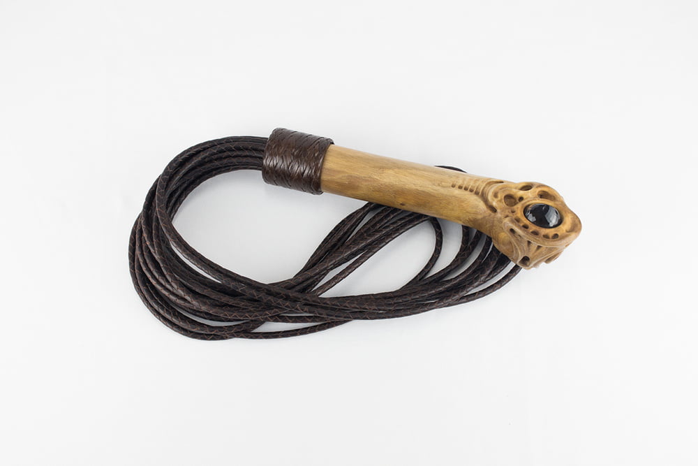 Morion wood flogger #80630750