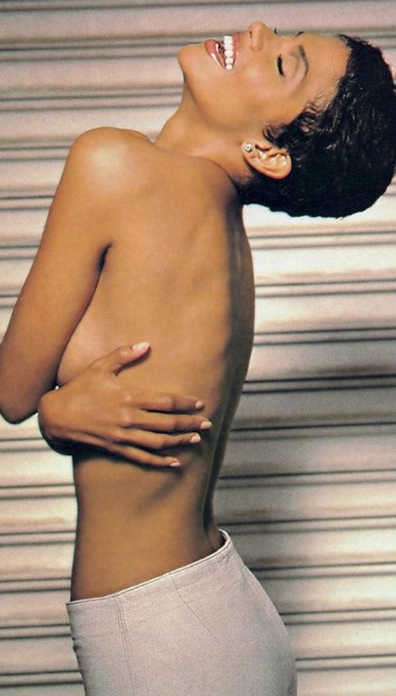 Halle Berry #87577462