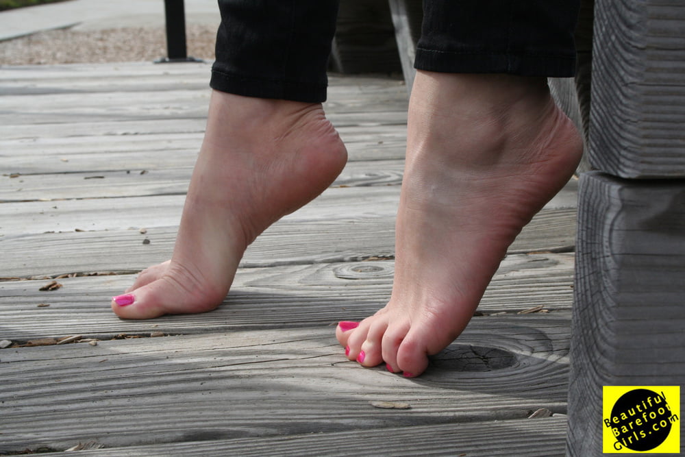 Beautiful Bare Foot Girls #105961705