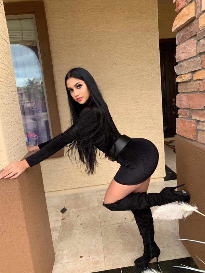 Sexy Schlampe
 #94182625