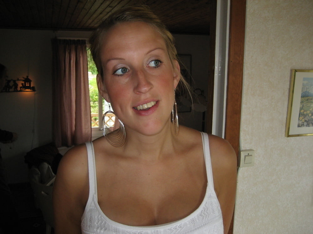Sandra - Webslut for repost and exposure #98634985