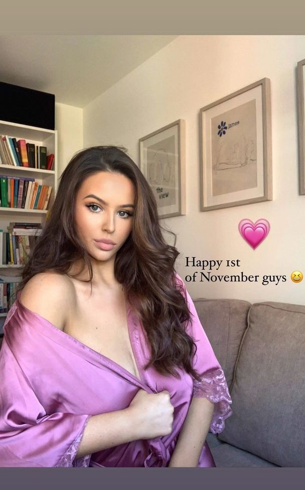 Simone Goodall desnuda #108074912