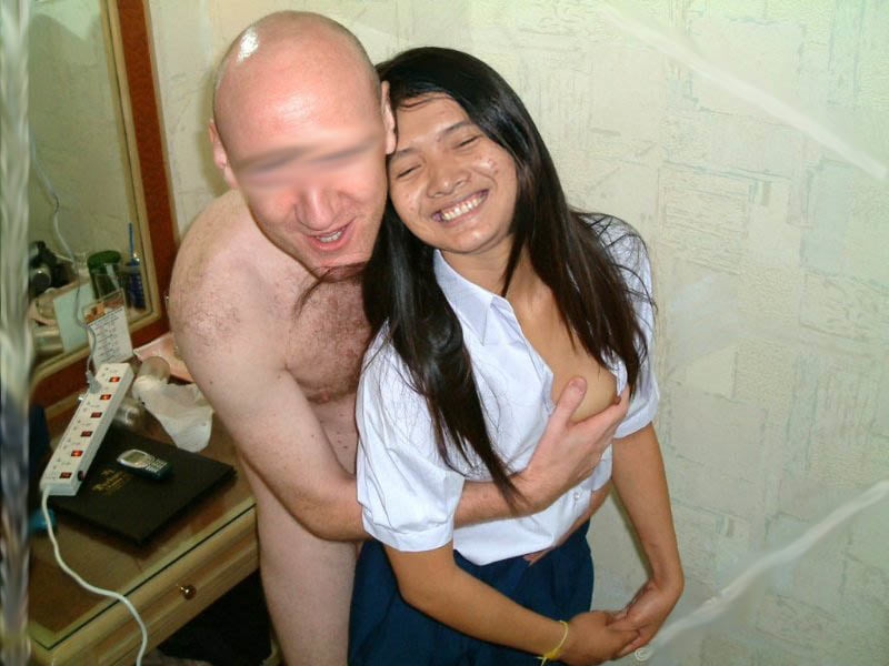 Two tourist white man do DP with young filipina hooker #105306559