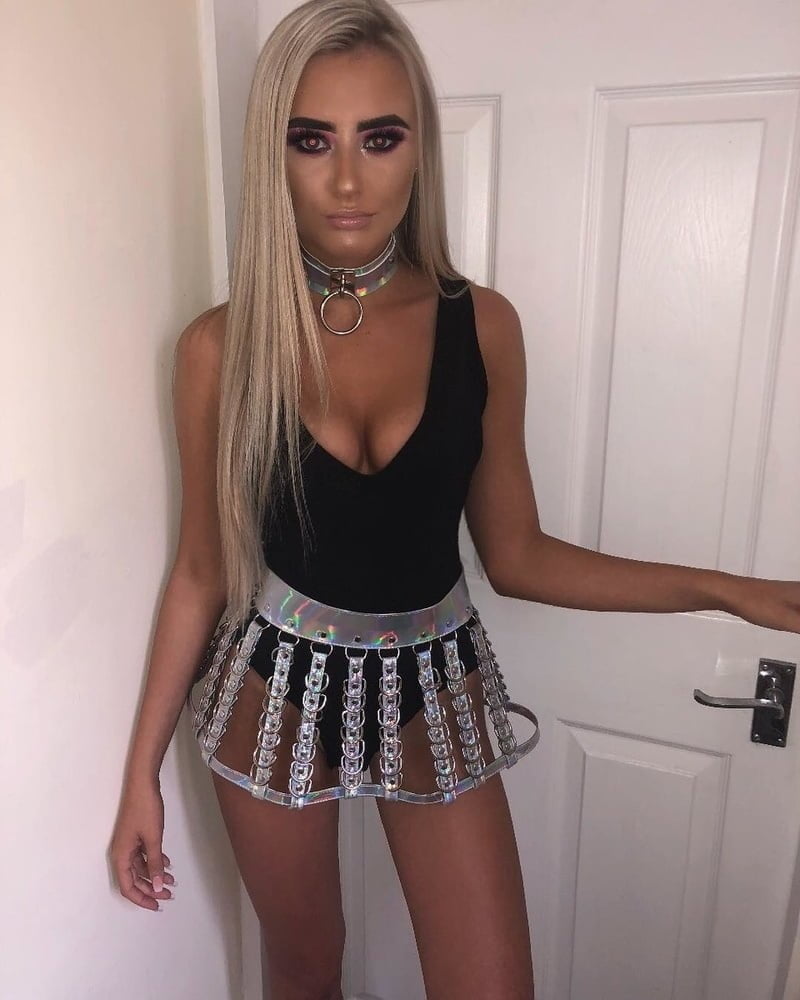 Glam made-up ladies #81968801
