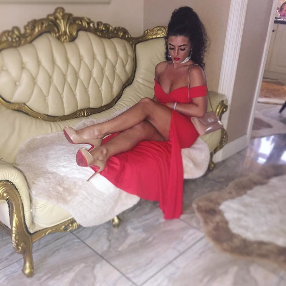 Glam made-up ladies #81969572
