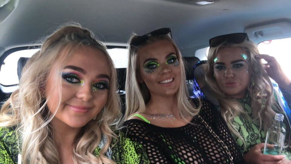 Glam made-up ladies #81969604
