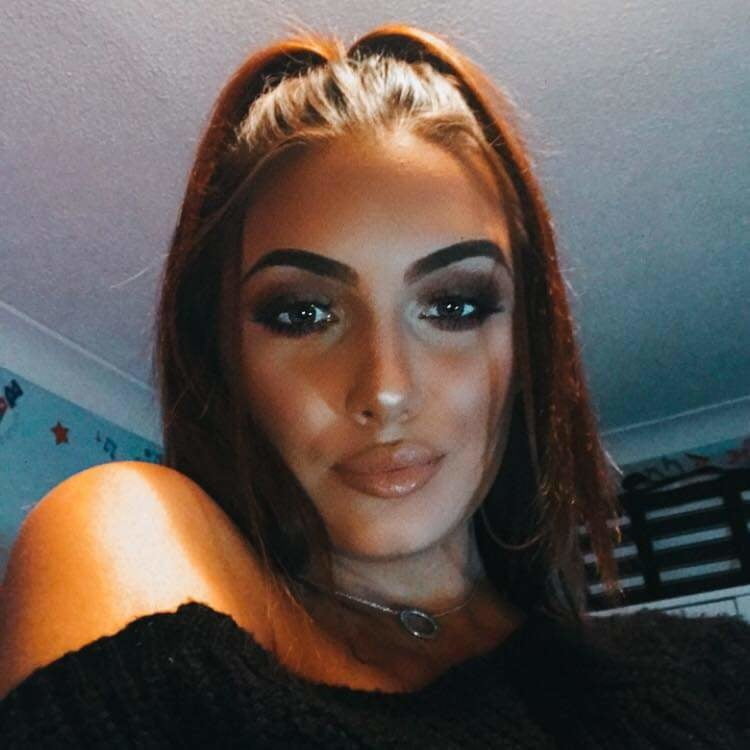 Glam made-up ladies #81969678