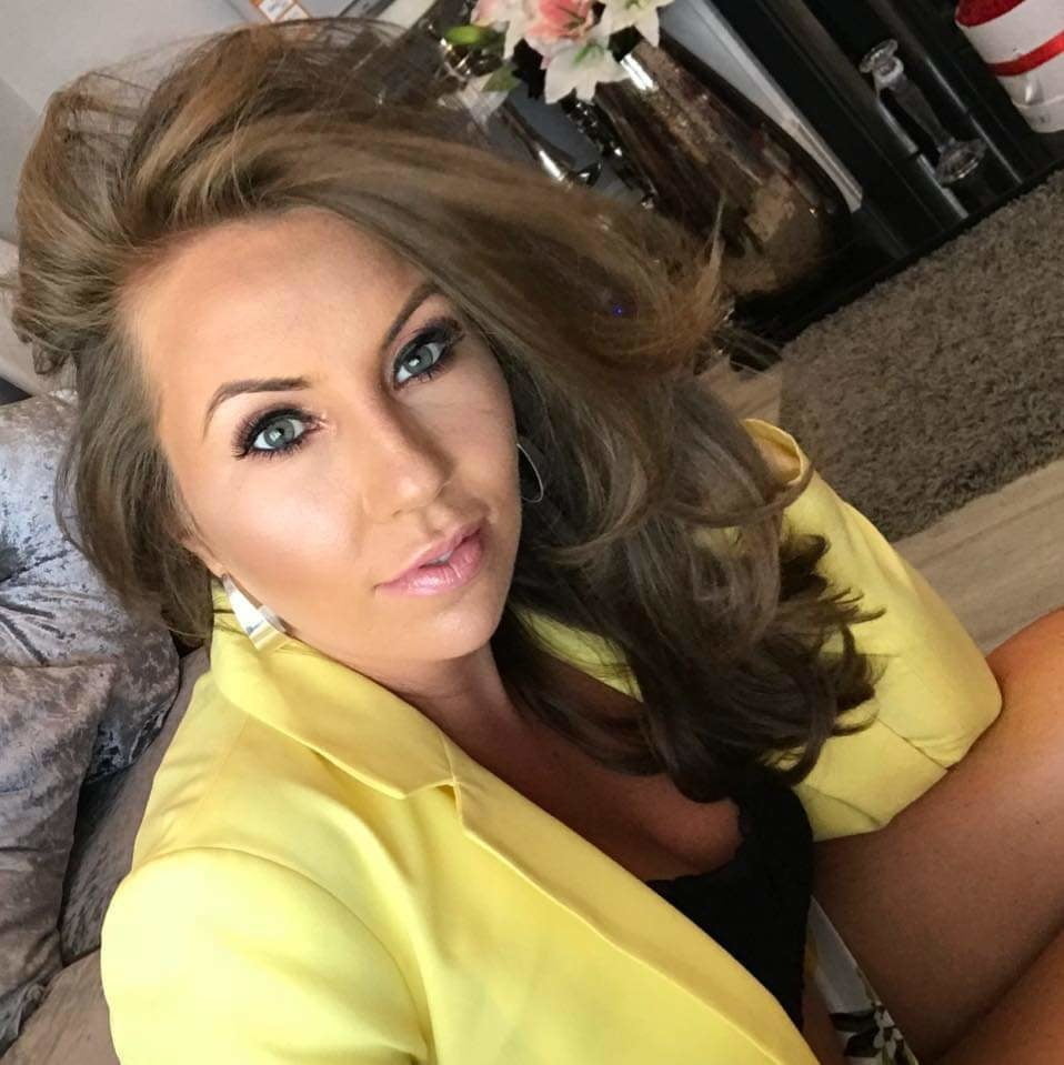 Glam made-up ladies #81969682