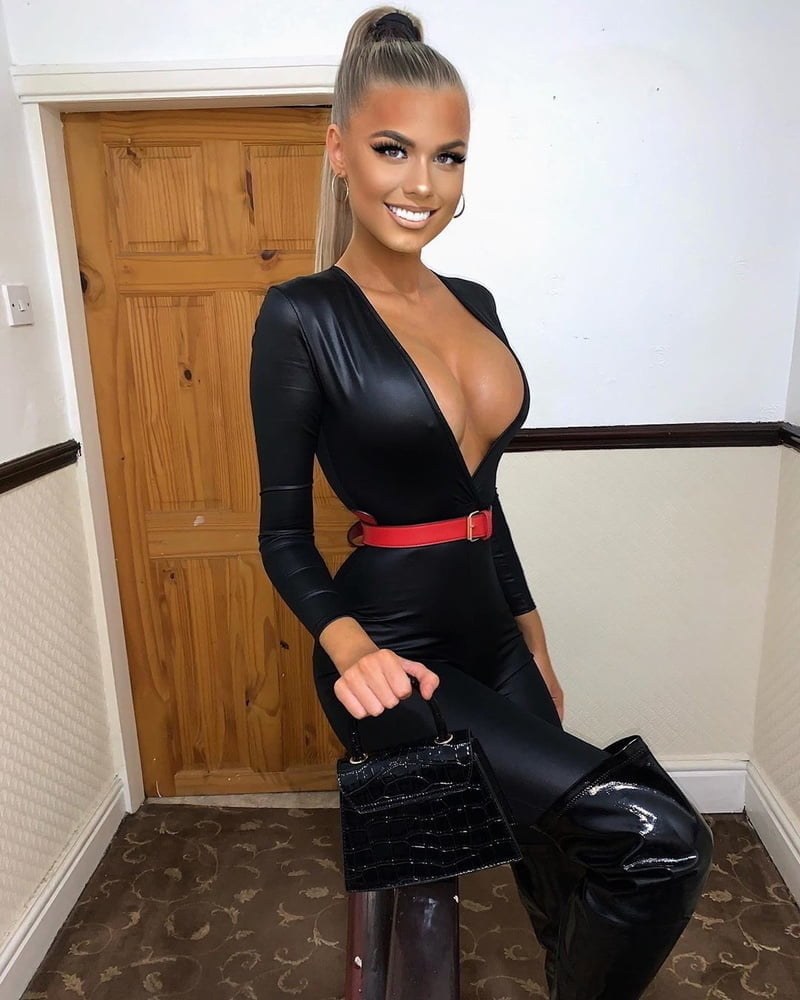 Glam made-up ladies #81969693
