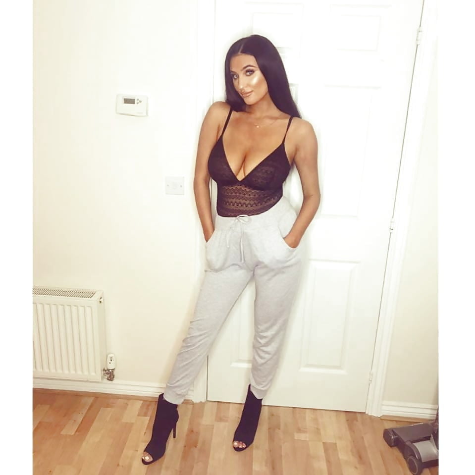 Glam made-up ladies #81969758