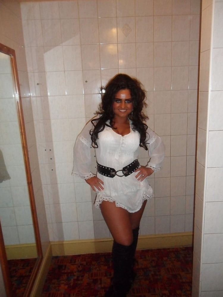 Glam made-up ladies #81969873