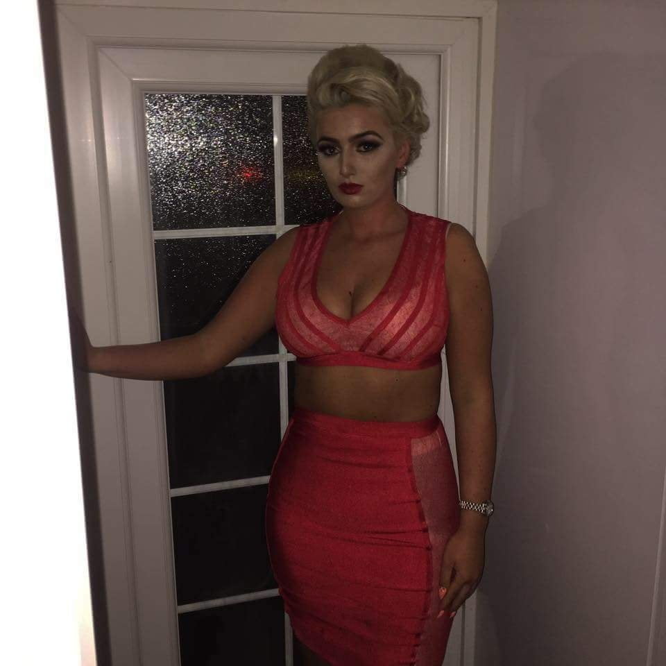 Glam made-up ladies #81970003