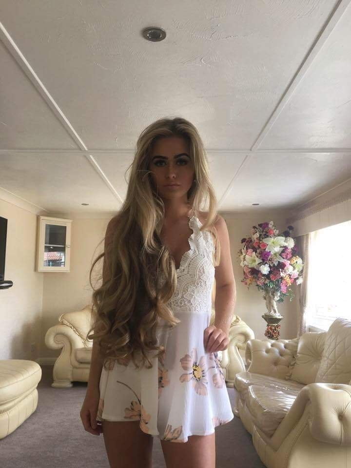 Glam made-up ladies #81970008