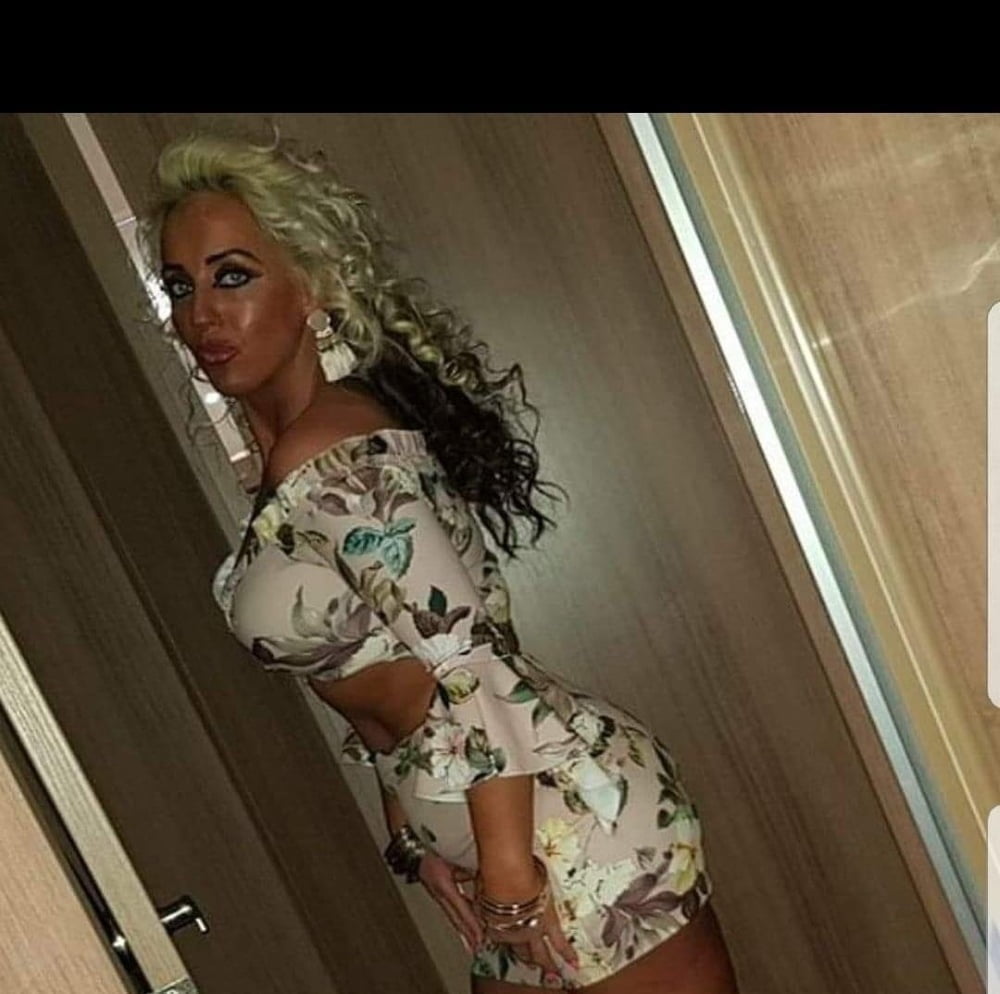 Glam made-up ladies #81970057