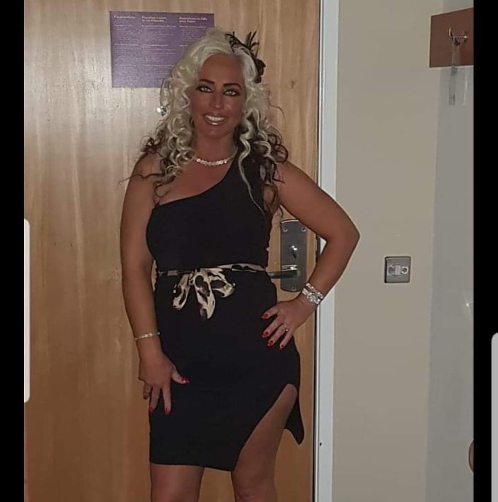 Glam made-up ladies #81970060