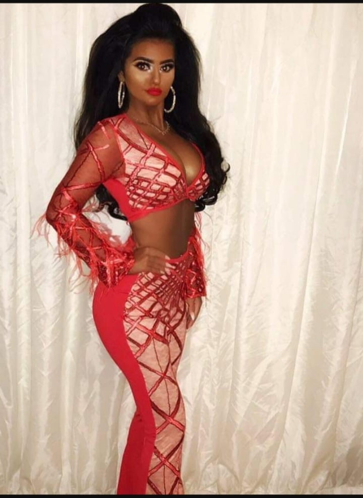 Glam made-up ladies #81970134