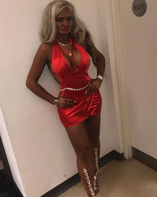 Glam made-up ladies #81970293