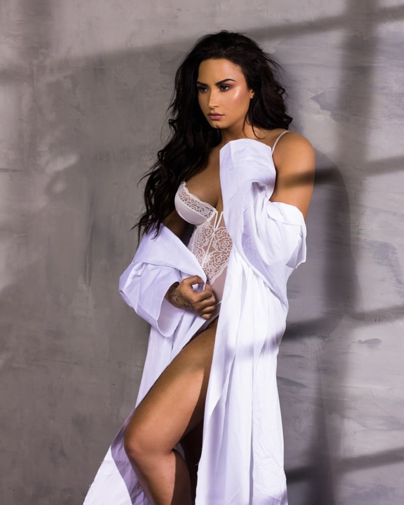 Demi Lovato #81796594