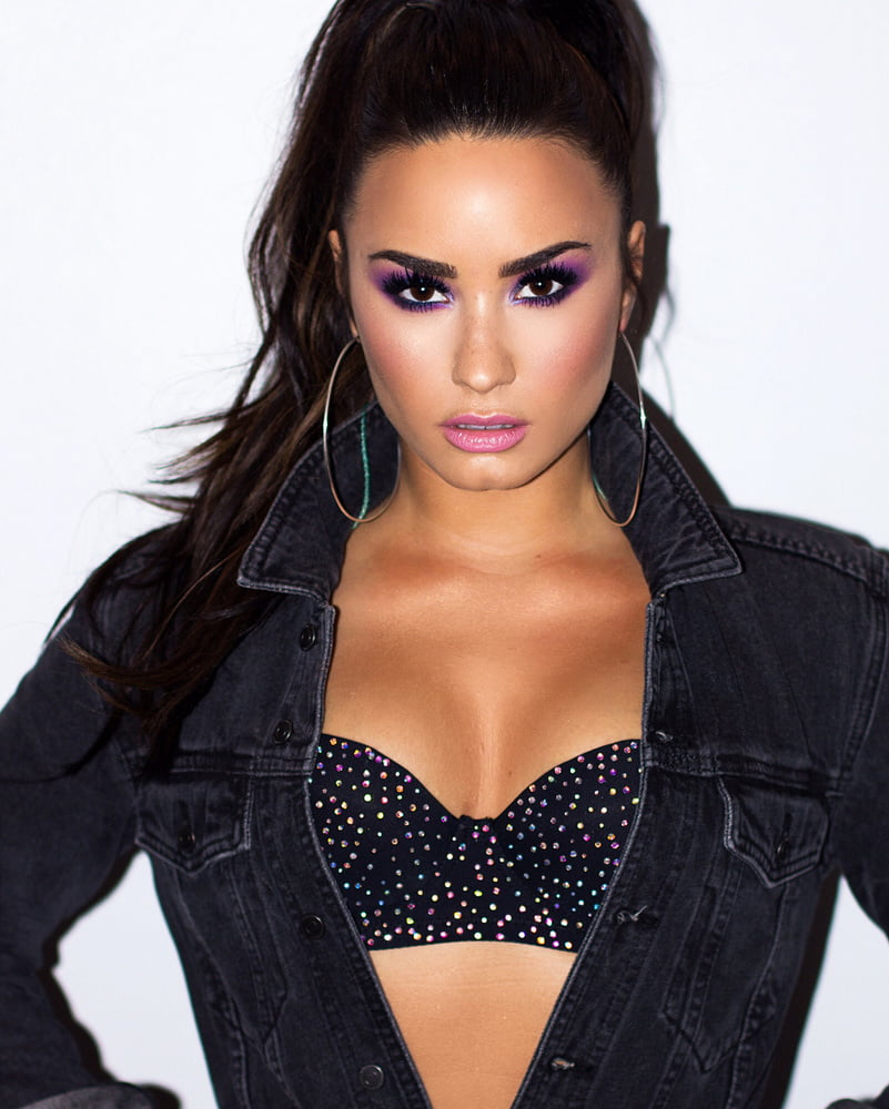 Demi Lovato #81796911