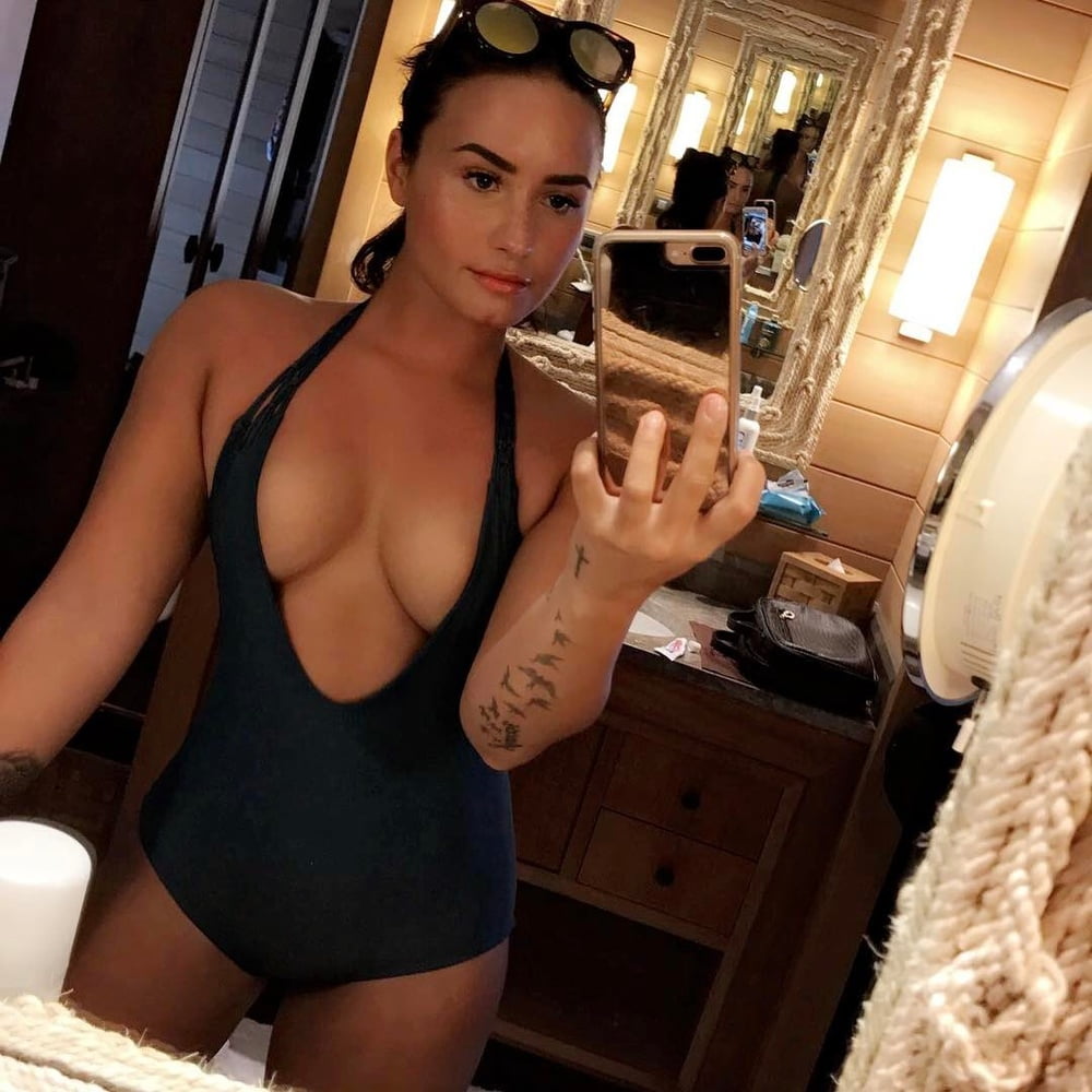 Demi Lovato #81797442