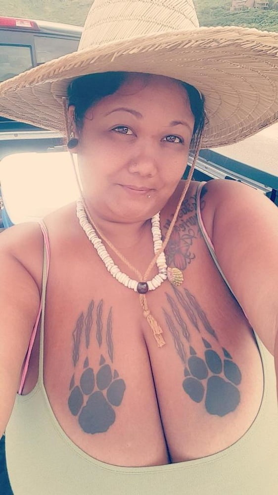 Queen Knockaz Hawaiian Big Tit Bbw #95597654