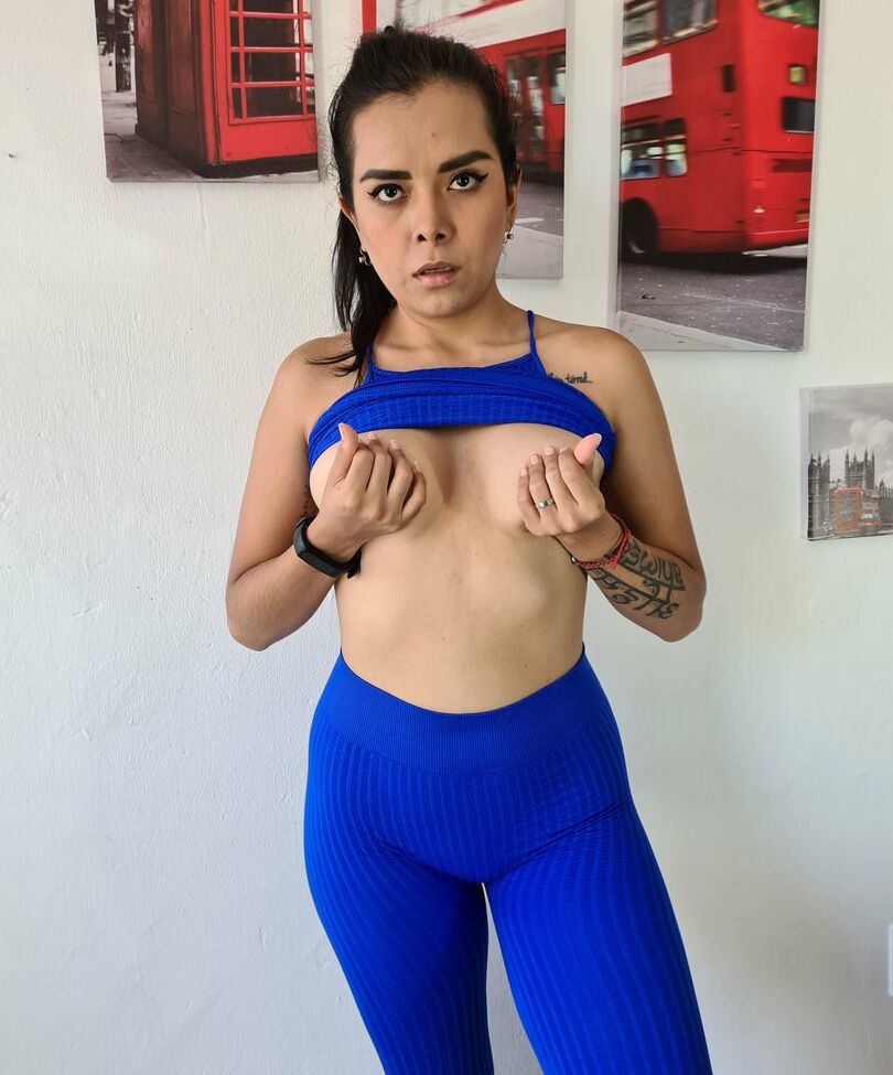 Paula Ramos desnuda #109631108