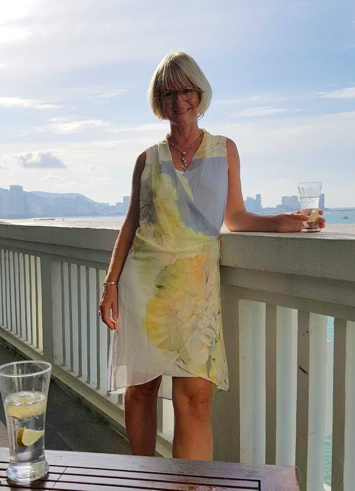 Hot wivers vol. 275
 #99212832