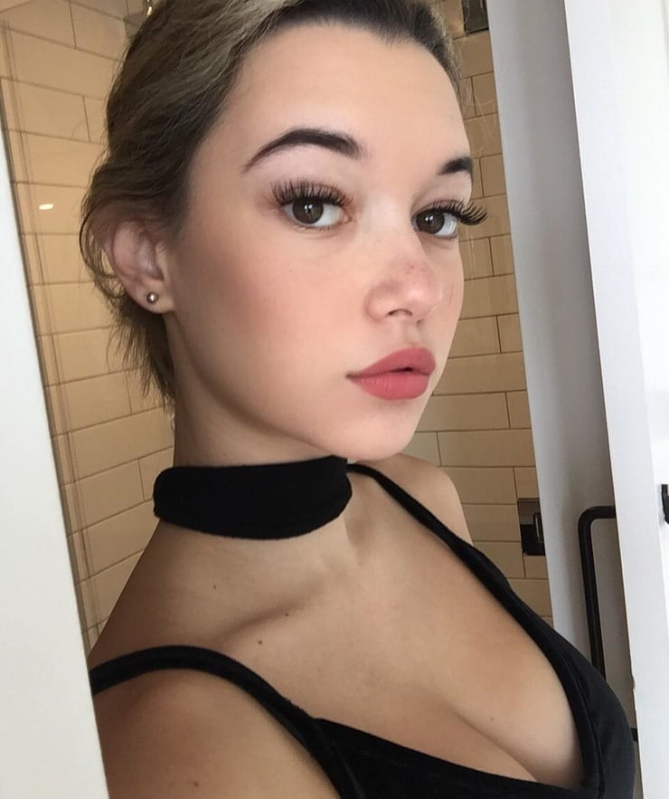 TeenSlut Sarah Snyder #81688464