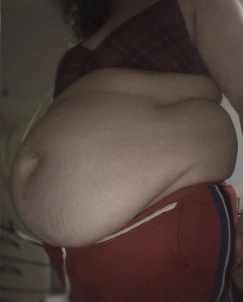 Fat Belly Mädchen machen mich hart
 #92141800