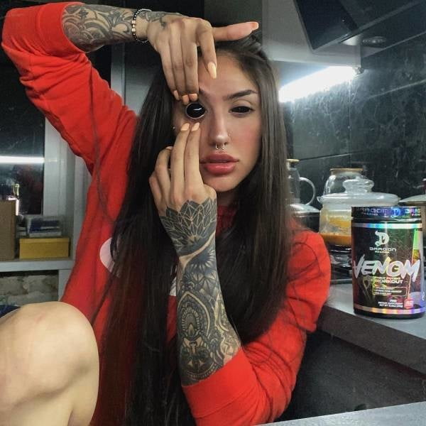 Mädchen 192
 #93878394