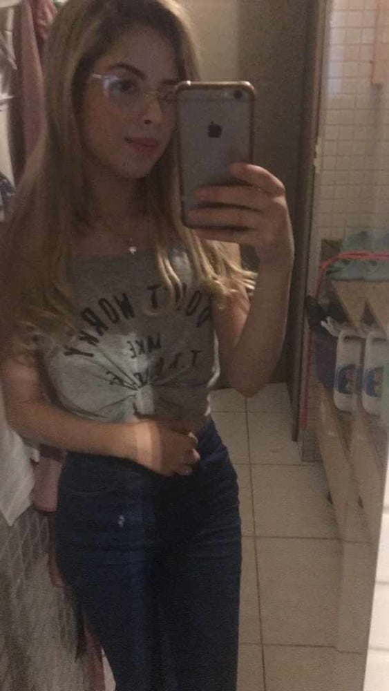 Latina Göttin 22
 #95379100